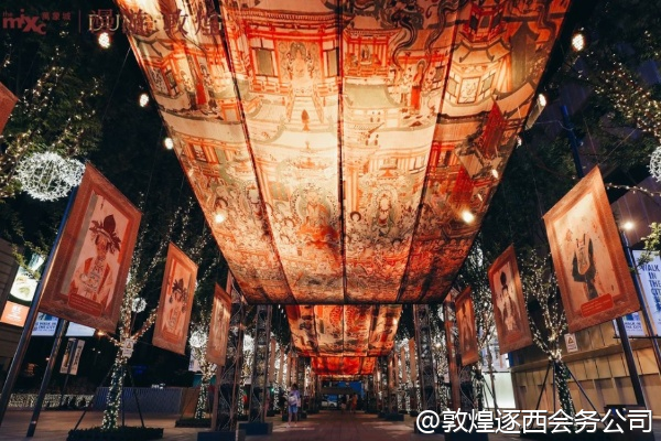 敦煌的会展中心能接待国际会议吗?需要同声传译设备。