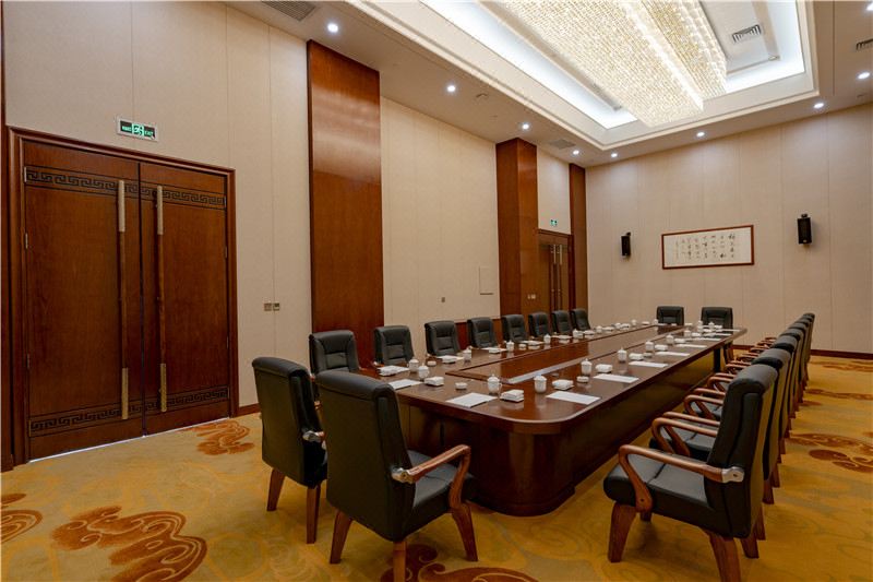 在敦煌莫高窟数字展示中心办发布会？