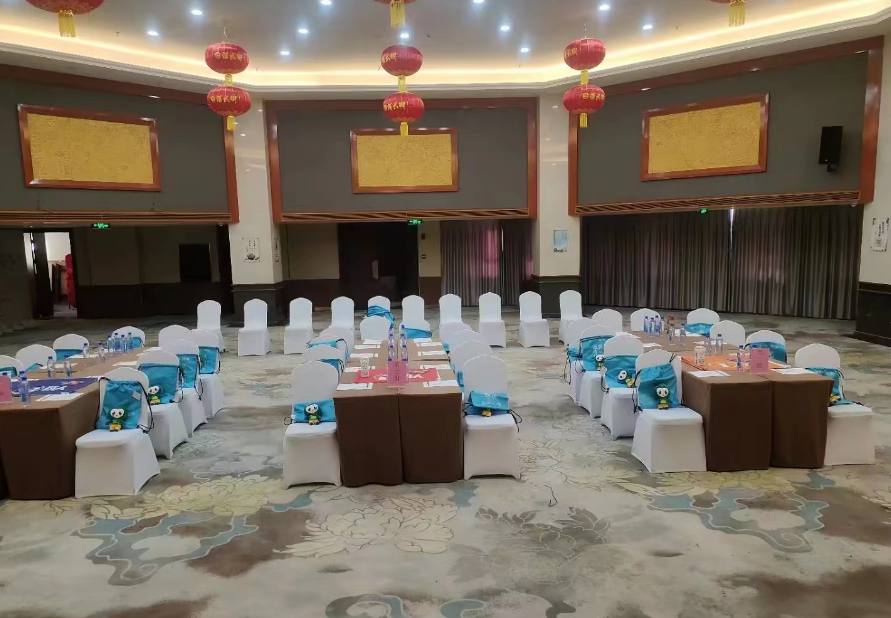 敦煌摄影摄像全程跟拍，逐西用镜头记录每场会议高光时刻